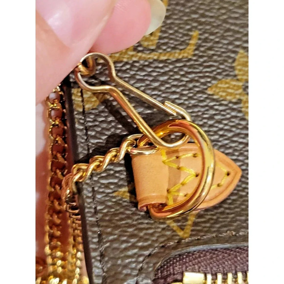 Louis Vuitton Pouch Brown Monogram with Dust Bag - Picture 11 of 12